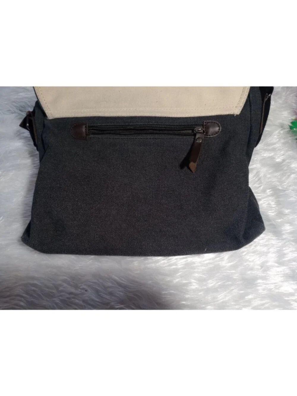 Naruto Canvas Messenger Bag Excellent Used Great Condition